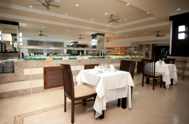 Riu Naiboa Punta Cana restaurante buffet